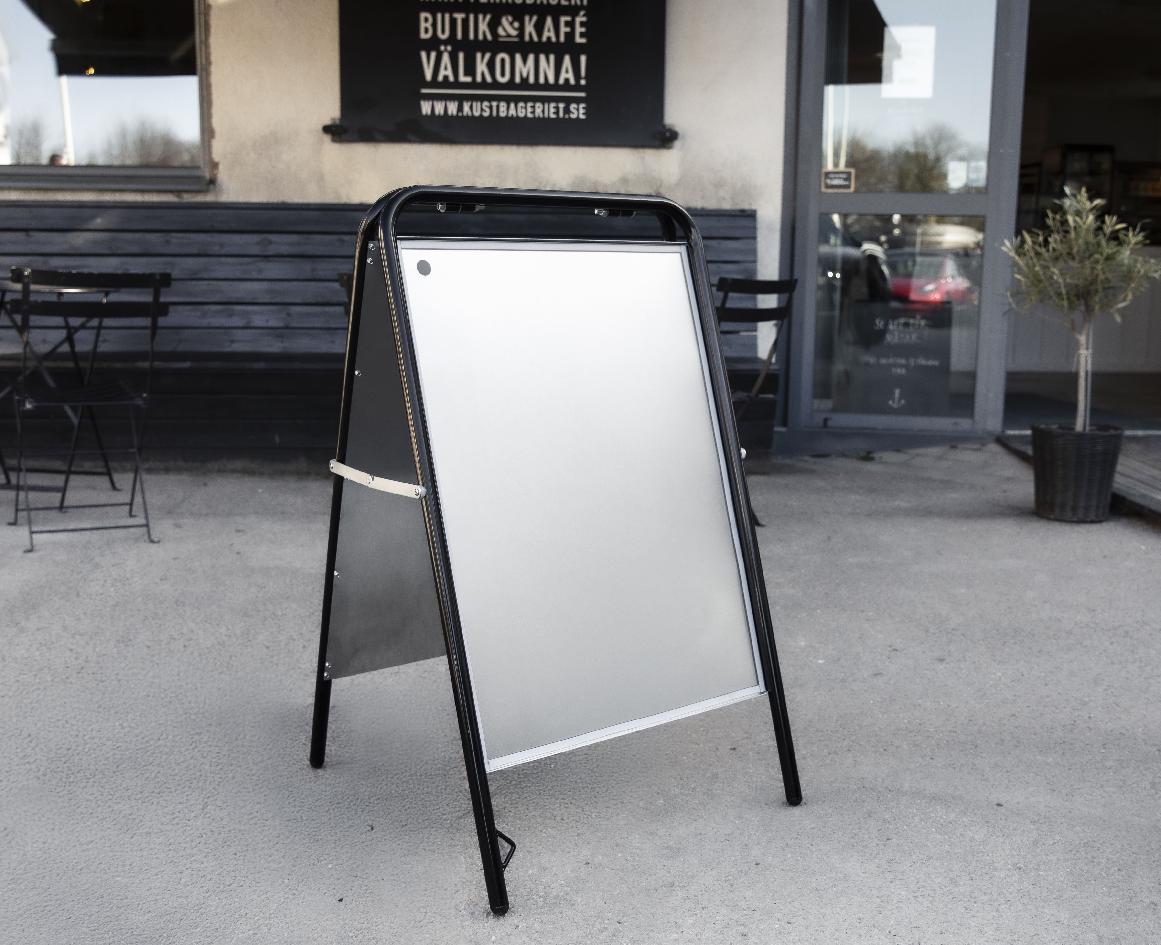 Gatuställ 70x100cm Sign, svart