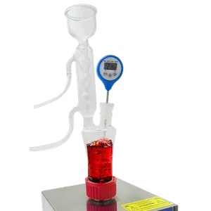 I glasröret som tillhör ebulliometern sitter en digital temperaturgivare