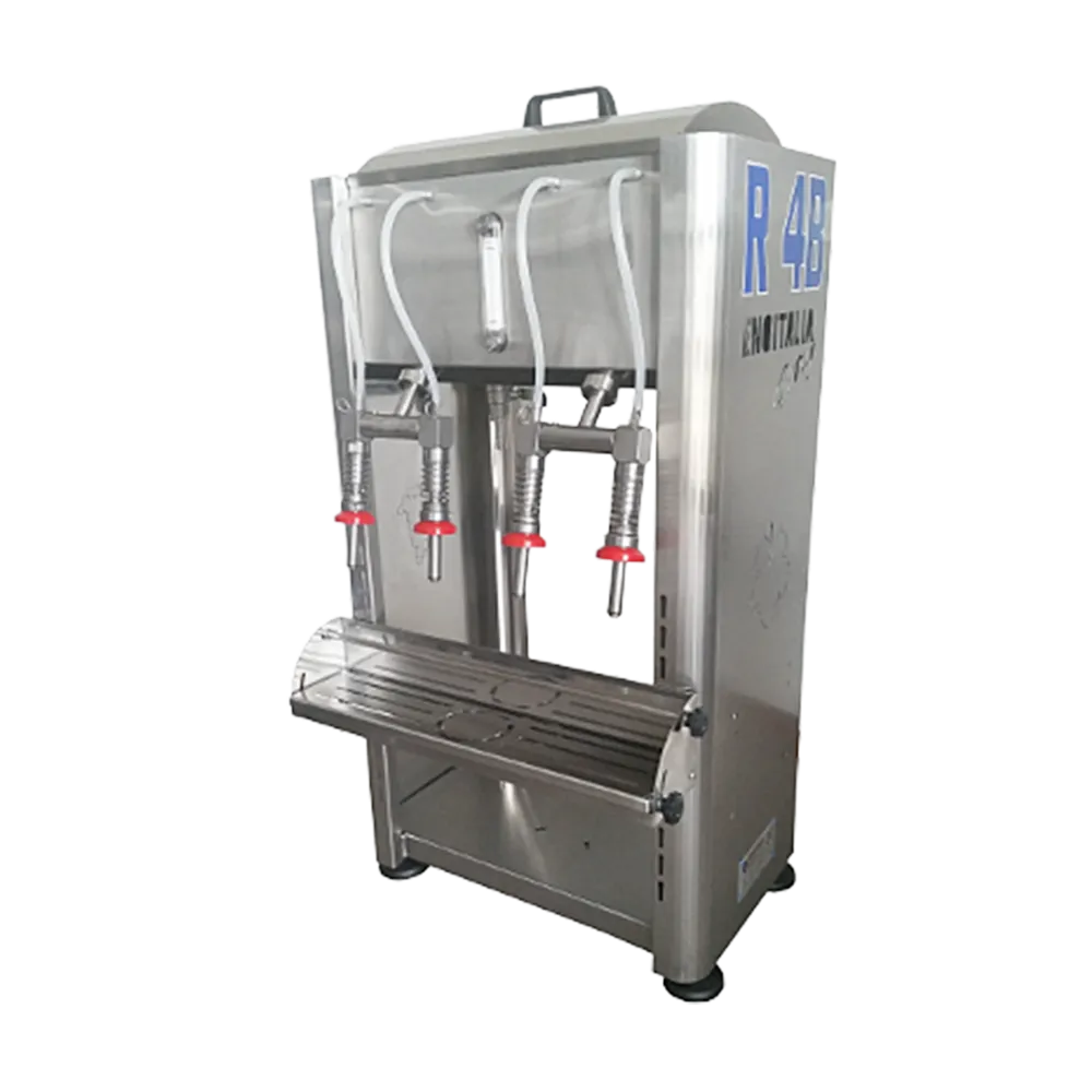 Rostfri maskin på små ben som används för att fylla upp till fyra flaskor med dryck