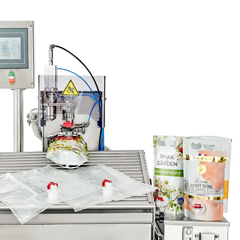 Automatisk fyllning och förslutning av olika typer av påsar för must och juice