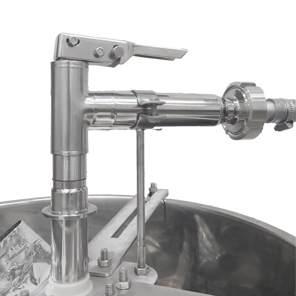 Munnstykke med stativ for enkel fylling av store 220 liters Bag-In-Box-poser