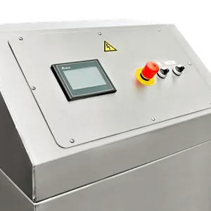 Ruostumattomasta teräksestä valmistettuun koteloon asennettu ohjauspaneeli, jossa on painikkeet ja näyttö