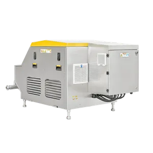 Baksidan av en homogenisator i rostfritt stål med luftventil