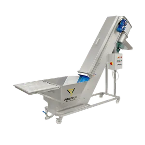 Stor multifunksjonell maskin i rustfritt stål med et transportbånd som har en beskyttende åpningsplate i rustfritt stål over seg