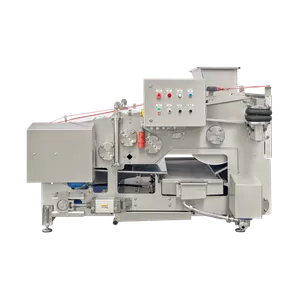 Edistyksellinen ja kompakti hihnapuristin, jota käytetään hedelmien puristamiseen hihnoille