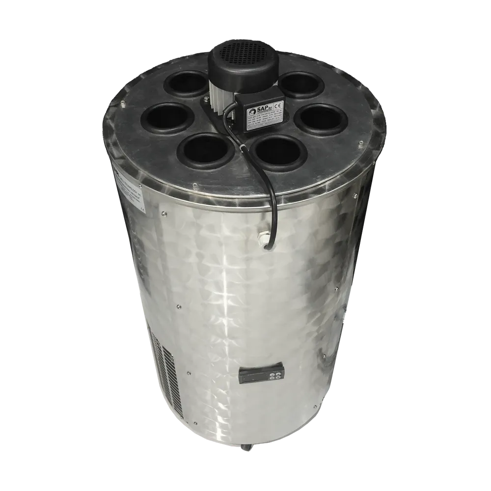 Pullonkaulajääkaappi Bot 7, jossa pullot on varastoitu ylösalaisin sedimentoitumista varten ennen degorgerointia