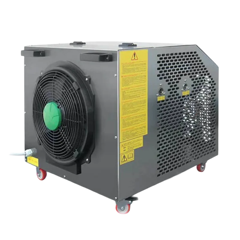 Kjølemaskinen har en innebygd vifte for kjøling av kjølemediet