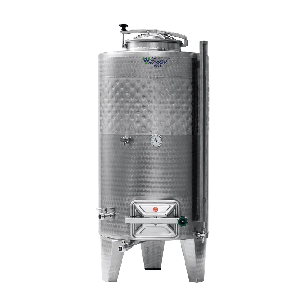 Jästank för vin och cider tillverkad i rostfritt stål, tanken står på tre ben och har två öppningsbara manluckor