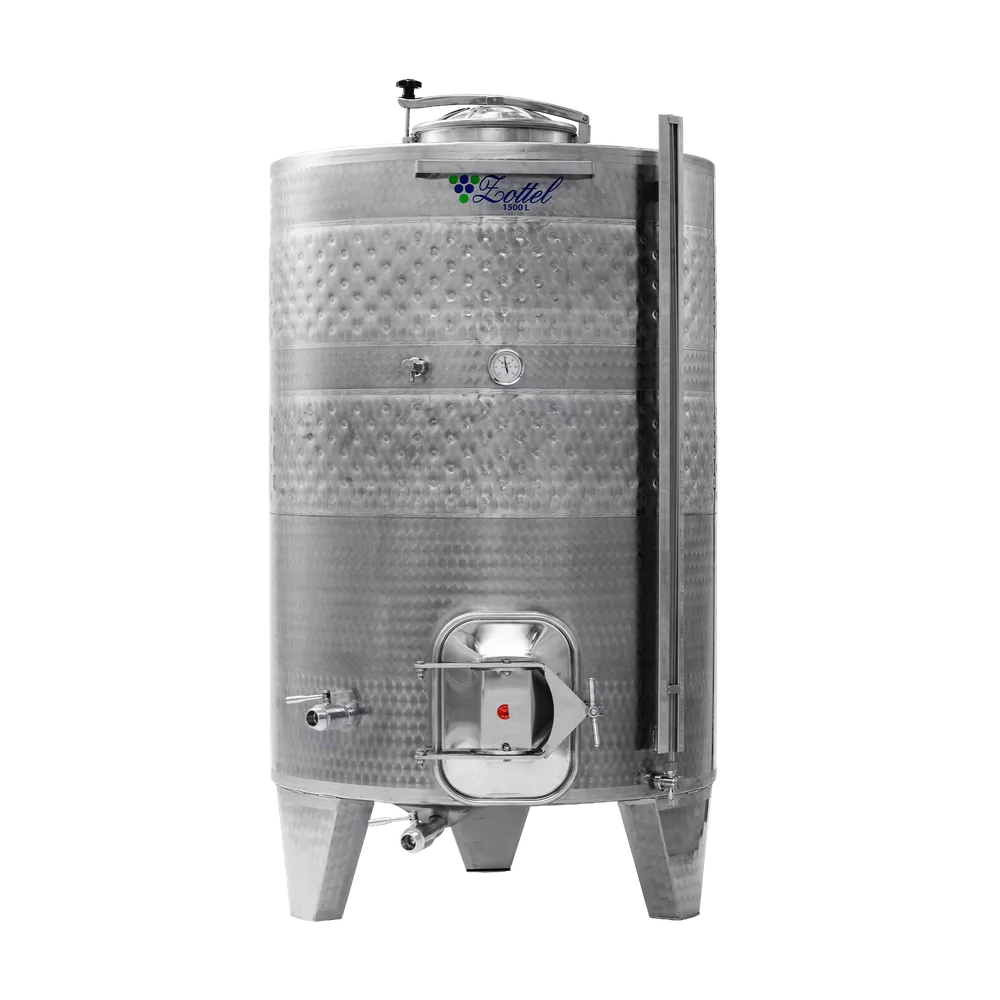 Jästank för vin och cider tillverkad i rostfritt stål, tanken står på tre ben och har två öppningsbara manluckor.