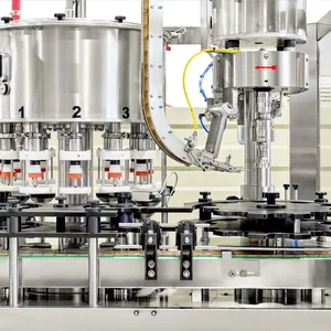 Pullojen täyttö ja korkitus samassa linjakoneessa