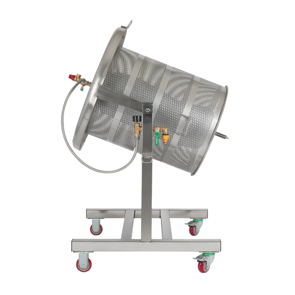 Stor, vanndrevet, tippbar vannpresse for most- og fruktdrikker