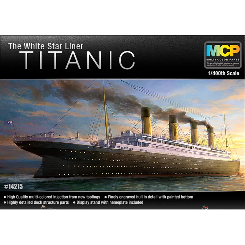 1/400 Titanic w colored parts (670 mm)