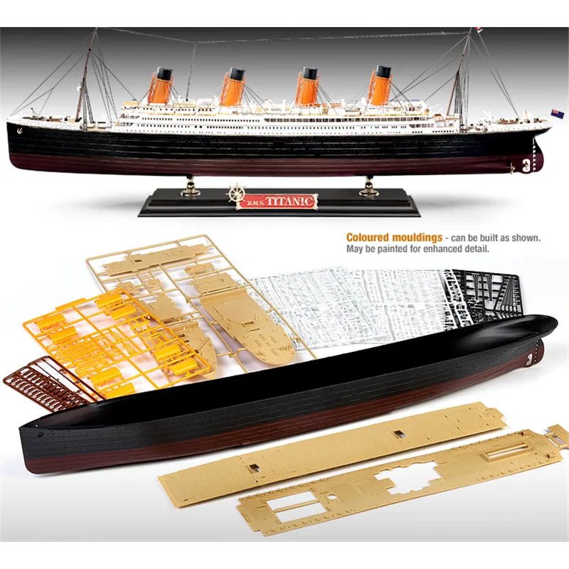 1/400 Titanic w colored parts (670 mm)