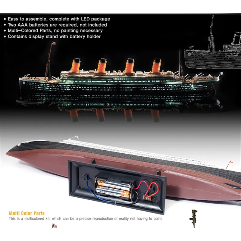 1/700 Titanic w colored parts + LED set (383 mm)