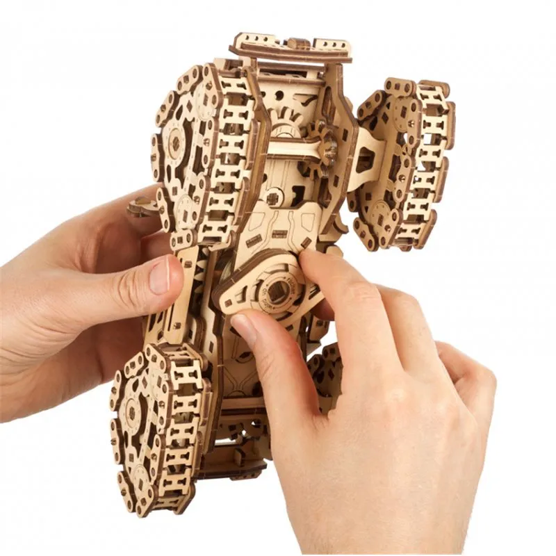 Ugears Tracked Off-Road Vehicle - 10