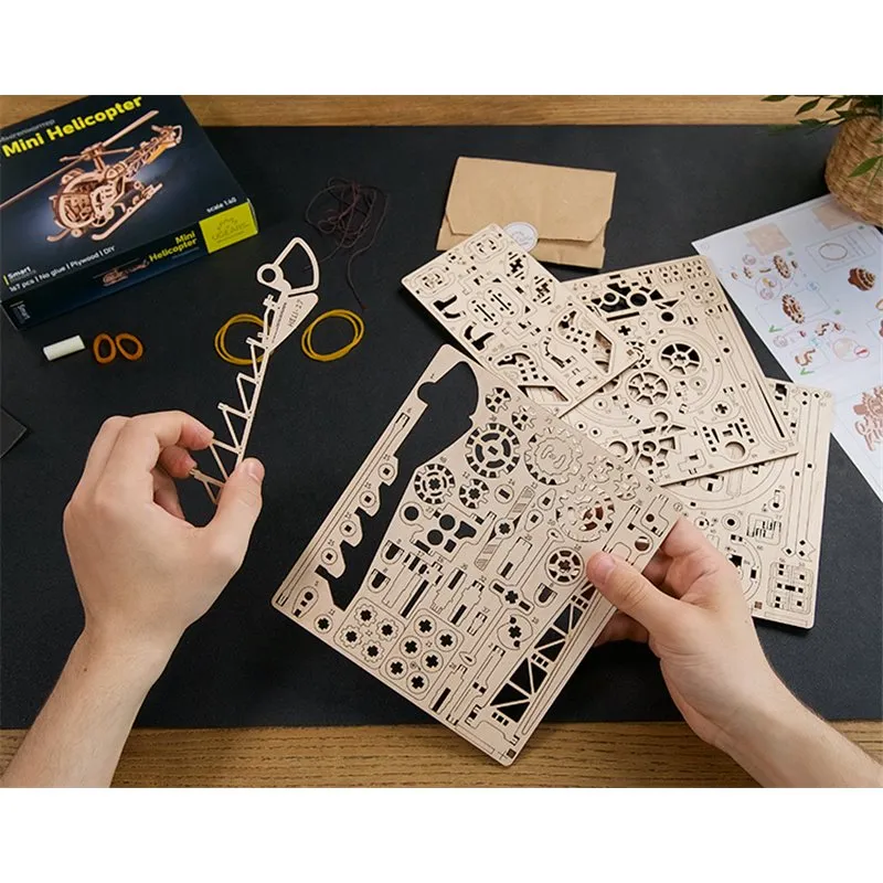 Ugears Mini Helicopter - 8