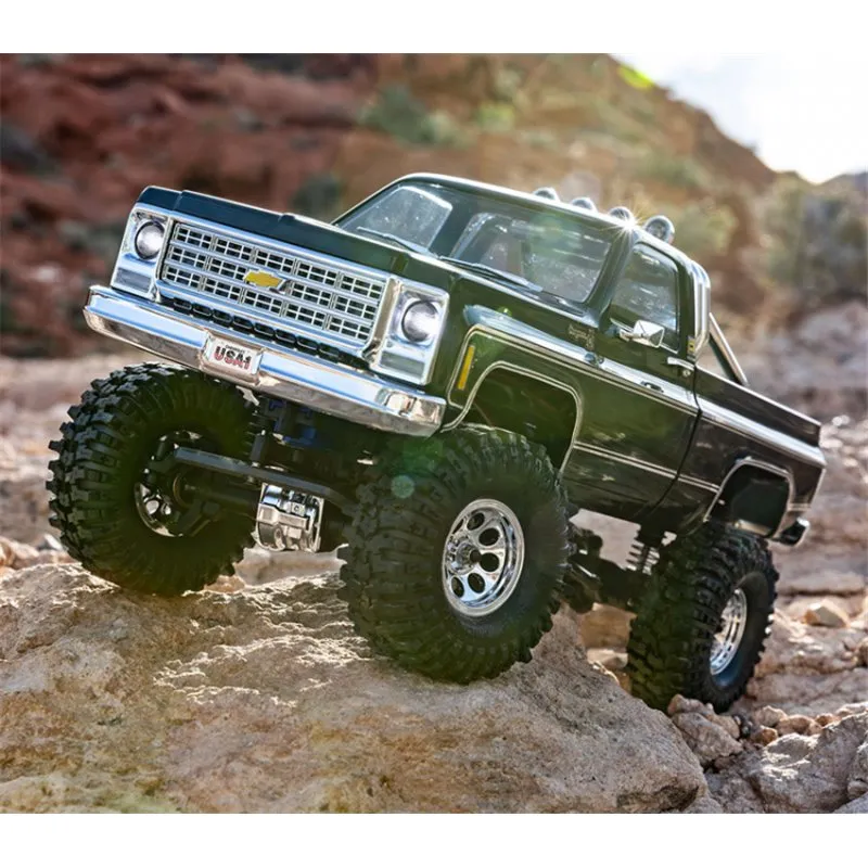 TRX-4M Chevrolet K-10 High Trail RTR Svart - 10