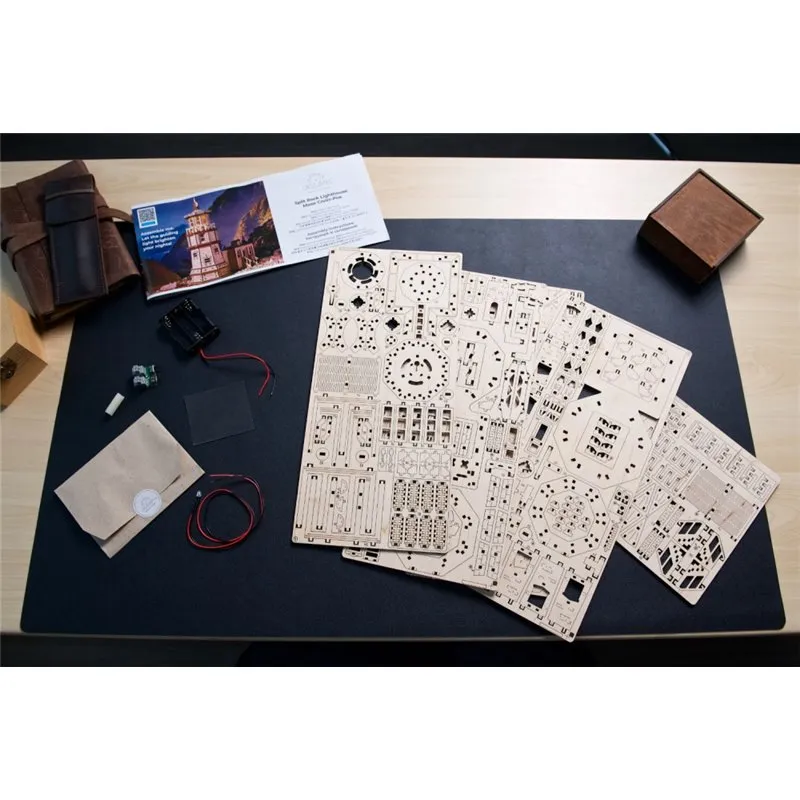 Ugears Split Rock Lighthouse - 9