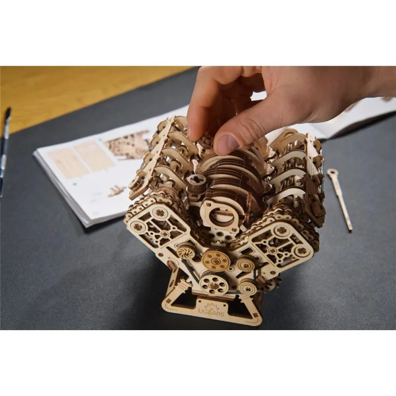 Ugears V8 Engine - 10