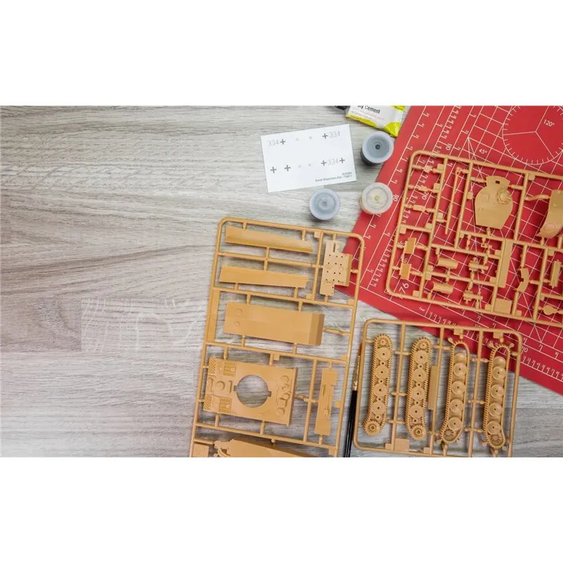 Airfix 1:72 Starter Set - Tiger 1 (Inkl. Färg, lim och pensel) - 5