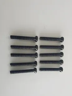 Phillips Skruv M3x18mm (10)
