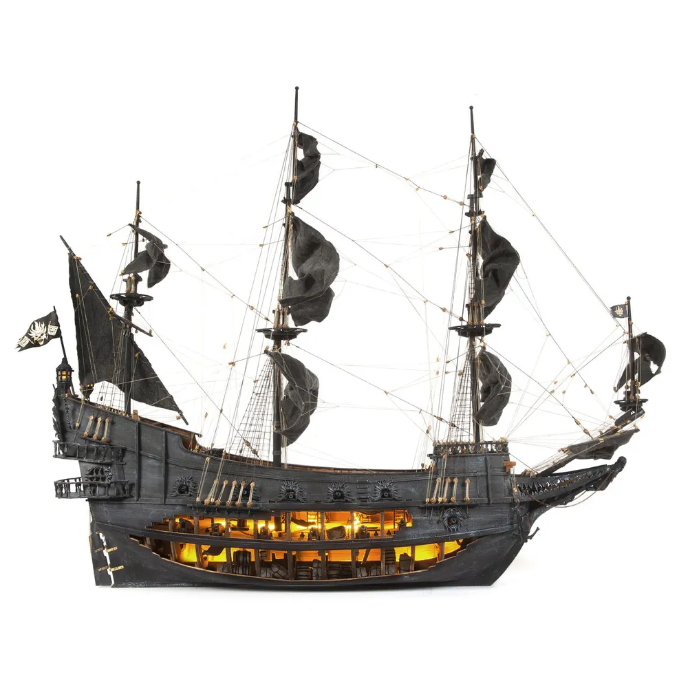OcCre Flying Dutchman 1/50 Piratskepp 775mm
