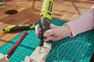 Ryobi RRT4-120GA15 Startkit Roterande Multiverktyg 4V USB Lithium 