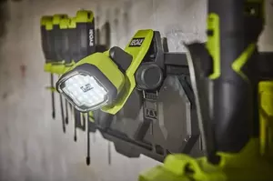 Ryobi RLC4-0 Lampa med klämfäst 4V USB Lithium