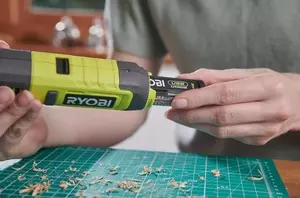 Ryobi RPC4-0 Stämjärn 4V USB Lithium