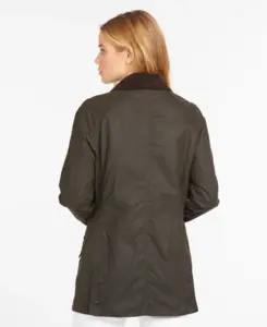 Classic Beadnell Wax Jacket Barbour - Olive