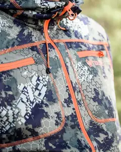 Thon Hoodie Haunter - Orange Fade Green