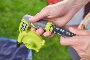 Ryobi RVI4-0 Luftpump 4V USB Litium 