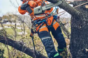 Husqvarna T542i XP G Professionell Batterimotorsåg 