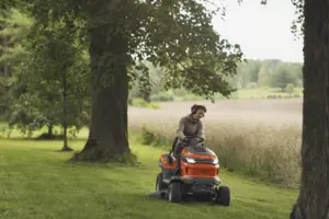 Husqvarna TS 215T Traktor 