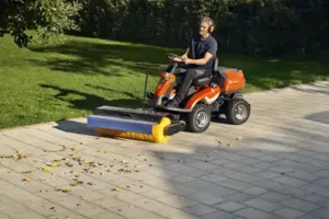 Husqvarna R 316TsX AWD Åkgräsklippare 