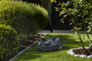 Husqvarna Automower 310E NERA Robotgräsklippare med slinglös teknik 