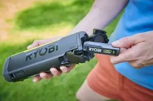 Ryobi RS4-120G Högtalare 4V USB Litium 