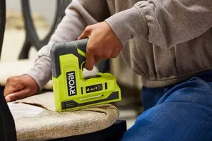 Ryobi RST4-0 Häftpistol 4V USB Lithium 