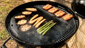 Napoleon Stekplatta emaljerat gjutjrän för klotgrill 57 cm 
