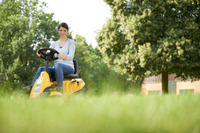 Cub Cadet LR2 NS76 Minirider 