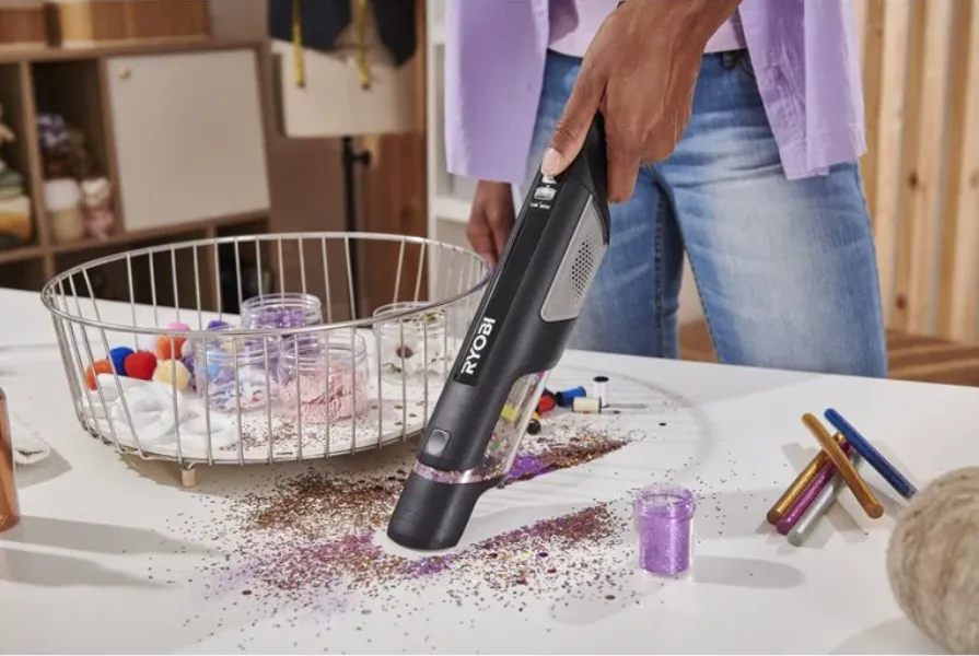 Ryobi RHV44-220G Handdamsugare med laddstation 4V USB Lithium
