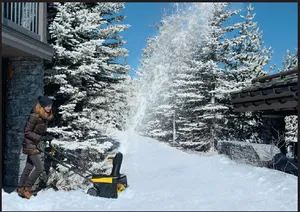 Stanley 18V Snöslunga 46 cm