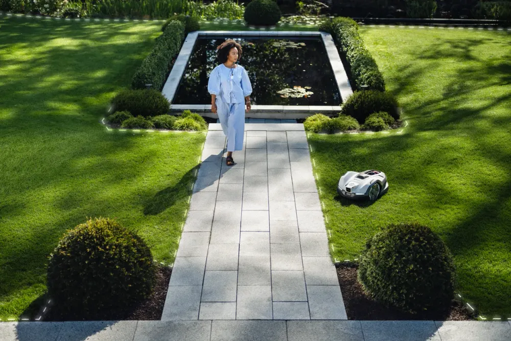 Husqvarna Automower 410VE NERA Robotgräsklippare *