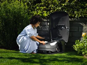 Husqvarna Automower 405VE NERA Robotgräsklippare 