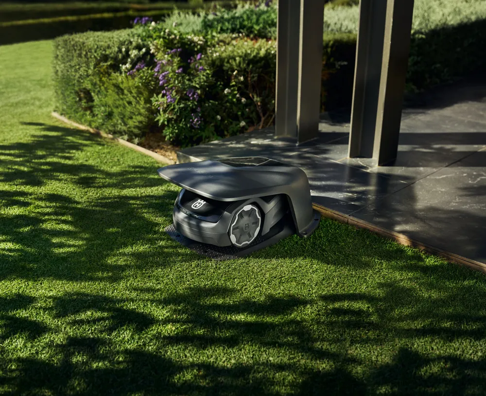 Husqvarna Automower Aspire R4 Robotgräsklippare med installationsmaterial *