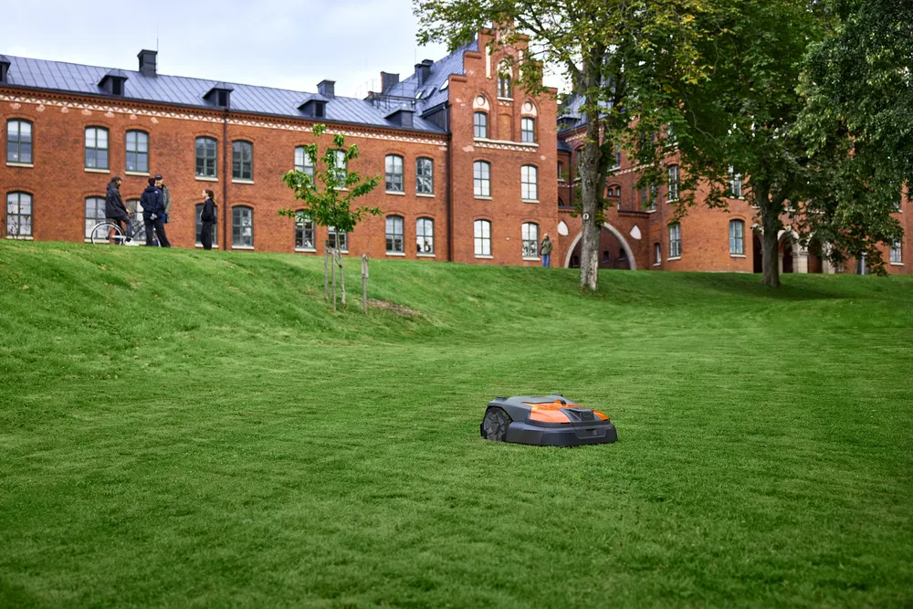 Husqvarna Automower 560 EPOS Robotgräsklippare *