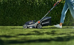 Husqvarna Aspire LC34 Batterigräsklippare 