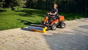 Husqvarna R 316TX AWD Åkgräsklippare 