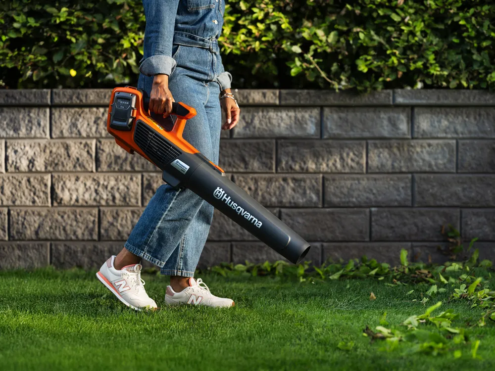Husqvarna 122ib Lövblås med batteri och laddare *