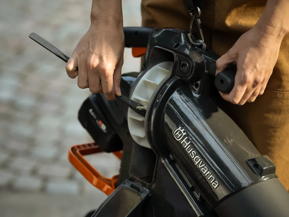 Husqvarna Aspire Bvx P4a Lövblas med batteri och laddare *